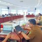 Suasana saat Rapat Pleno Tim Percepatan Akses Keuangan Daerah (TPAKD) Madina 2022 di Aula Kantor Bupati Madina, Panyabungan, Senin (5/12/2022).