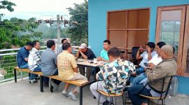 Wartawan Mandailing Natal berkumpul membahas kegiatan UKW yang akan dilaksanakan di bulan Desember 2022.
