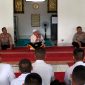 Personel Polres Palangka Raya melaksanakan pembinaan rohani, Kamis (15/12/2022).
