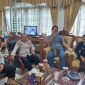 Kapolsek Bukit Batu, Ipda Iwan Kushadinoto melakukan silaturahmi ke Kantor Camat Bukit Batu, Jum'at (16/12/2022).