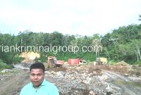 Tim investigasi dari Harian Kriminal Group di salah satu Galian C yang diduga ilegal, Senin lalu (9/1/2022).