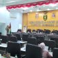 Wakil Bupati Mandailing Natal Atika Azmi Utammi membacakan kata sambutan di Rapat Paripurna DPRD Madina tentang rencana induk pembangunan kepariwisataan kabupaten, Kamis (16/2/2023).