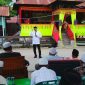Anggota DPRD Sumut H.A. Yasyir Ridho Lubis, MSP, memberikan sambutan saat Reses di hadapan masyarakat Desa Pidoli Lombang, Senin (6/3/2023).