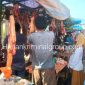 Penjual daging melayani pembeli di Pasar Baru Panyabungan, Rabu (22/3/2023). 