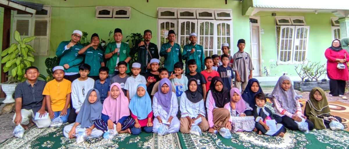 GPA Madina memberikan santunan kepada 30 Anak Yatim yang berdomisili di Kayu Jati, Panyabungan. (16/4/2023).