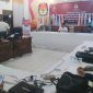 Suasana diruang pendaftaran Bacaleg, Sekretariat KPU Mandailing Natal, Kayujati, Panyabungan, Minggu (14/5/2023) malam.