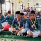 Sekdakab Madina Alamulhaq Daulay, SH (Kanan) dan Ketua DPRD Madina Erwin Effendi Lubis, SH (kiri) di Mesjid Agung Nur Ala Nur Panyabungan, Senin (22/5/2023).