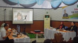 Direktur RSUD Panyabungan bersama staff sedang mengikuti akreditasi, Jum'at (12/5/2023) lalu. (Ist)