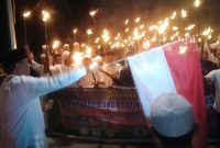 Bupati Madina HM. Ja'far Sukhairi melepas pawai obor peringati Tahun Baru Islam 1445 H, Selasa (18/7/2023).