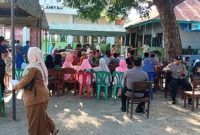 Situasi pencoblosan di TPS Gunung Tua Jae, Panyabungan saat Pilkades tetap ramai yang hadir, Selasa (22/8/2023).