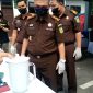 Kepala Kejaksaan Negeri Mandailing Natal Novan Hadian, SH.,MH memusnahkan barang bukti sabu, Rabu (11/10/2023).