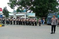 Personel Polres Madina Gelar Sispam Kota Hadapi Pemilu 2024 di depan KPU Mandailing Natal, (14/10/2023).