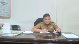 Bahruddin Juliadi, S.Sos selaku Kepala Bagian Kesejahteraan Setdakab Madina saat ditemui diruang kerjanya, Selasa (19/12/2023). Foto : Joki Nasution.