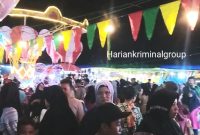 Berbagai wahana bermain di wisata rakyat pasar malam menjadi magnet tersendiri bagi pengunjung, Panyabungan, Rabu (17/1/2024). Foto: Joki Nasution