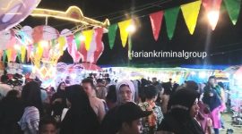 Berbagai wahana bermain di wisata rakyat pasar malam menjadi magnet tersendiri bagi pengunjung, Panyabungan, Rabu (17/1/2024). Foto: Joki Nasution
