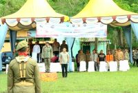 Bupati Mandailing Natal HM. Ja'far Sukhairi Nasution meminpin upacara Peringatam HUT Satpol PP ke-74, Satlinmas ke-62 dan Damkar ke-105 tingkat Kabupaten, Kamis (7/3/2024).