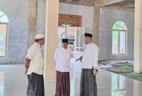 Dokumentasi meninjau mesjid saat Harun Mustafa Nasution reses di Kecamatan Tambangan, Mandailing Natal (ist).