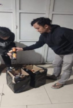 Sat Res Narkoba Polres Garut Sita Belasan Botol Miras Ilegal di Kerkof