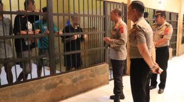 Kapolres Labuhanbatu Beri Nasehat Dan Motivasi Pada Tahanan