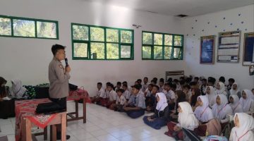 Kapolsek Caringin Berikan Materi Bahaya dan Pencegahan Narkoba bagi Remaja dalam Kegiatan MPLS SMA Islam Nurul Iman
